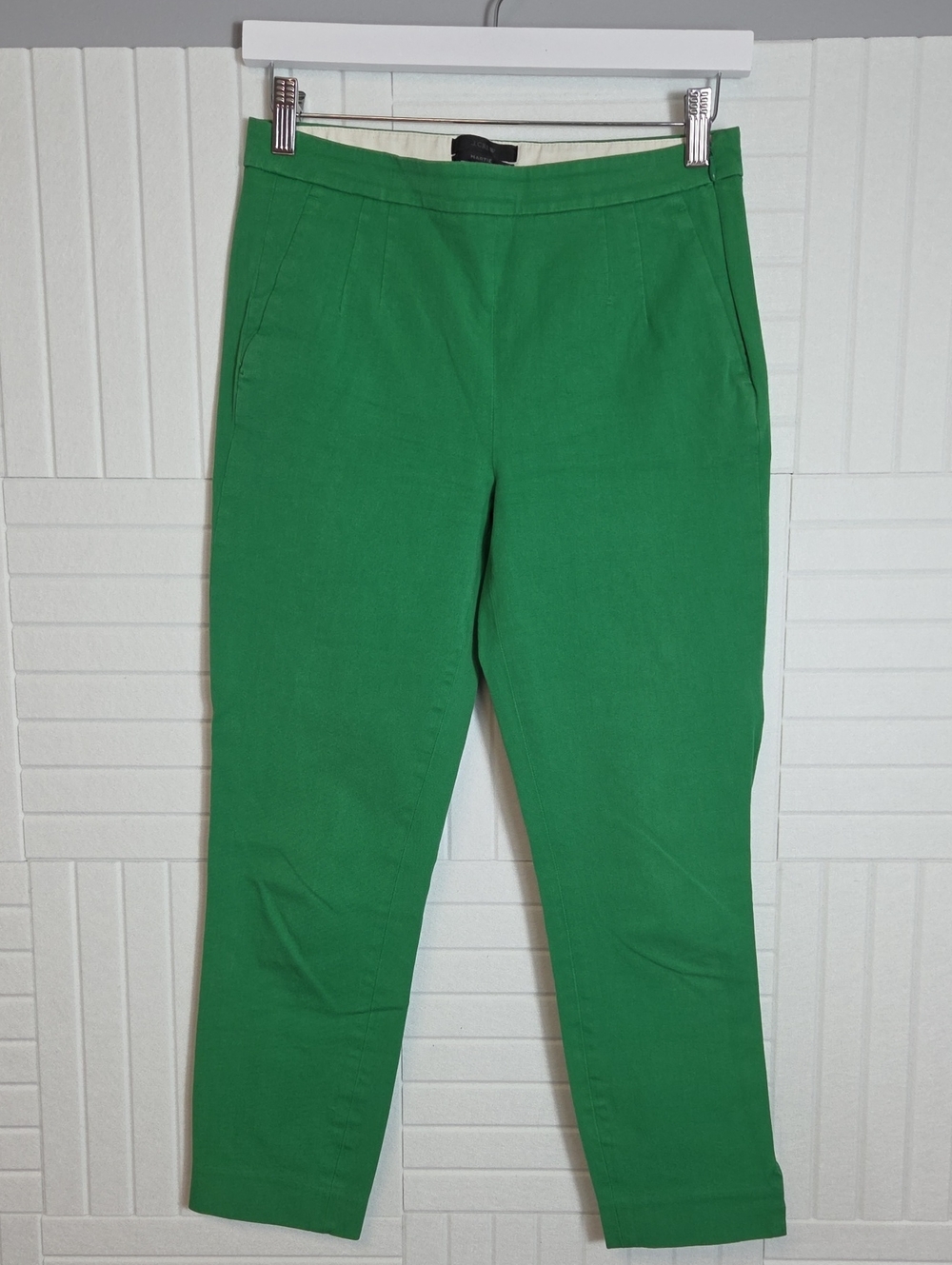 J. Crew Martie Cropped Green Khakis Size 2